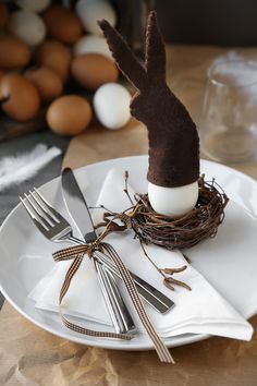 Un nido, un uovo e un cappello/coniglio...ma quanto è bello?